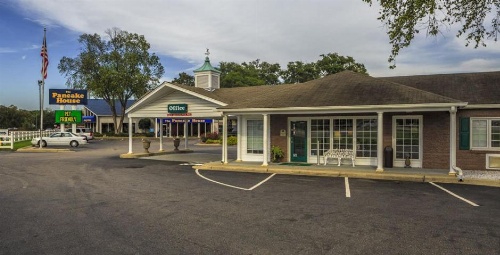 Ambassador Inn image 1