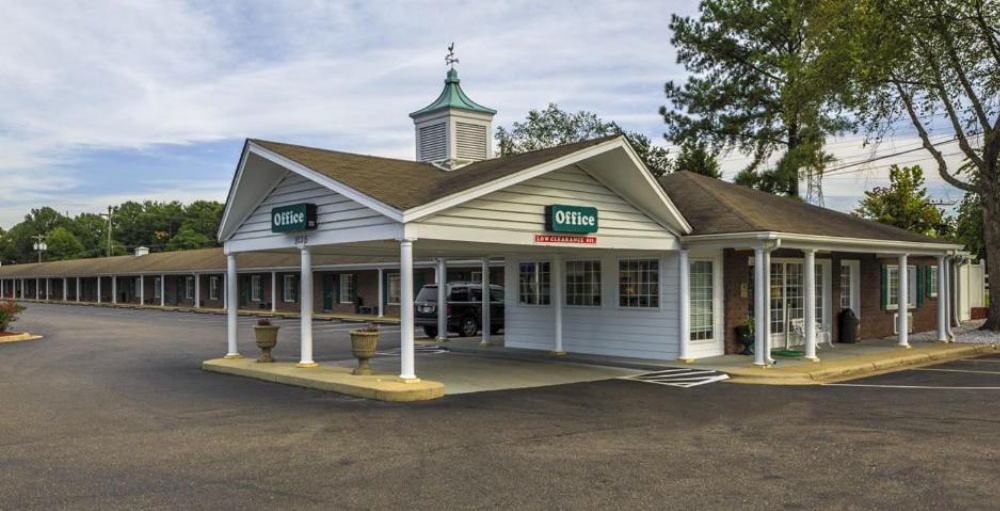 Ambassador Inn Main image