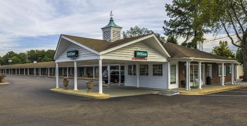Ambassador Inn image 3