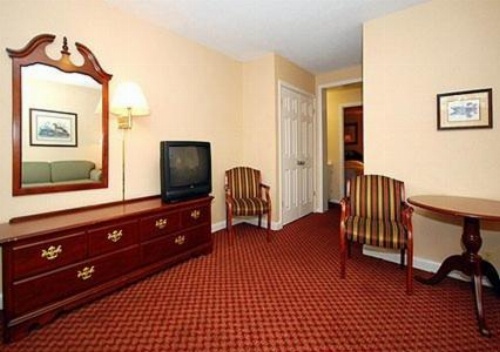 Ambassador Inn image 4